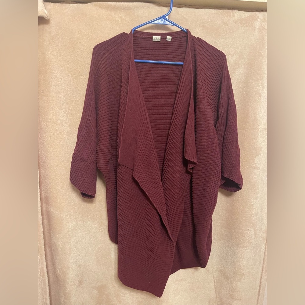 💞EUC Gap Cardigan💞